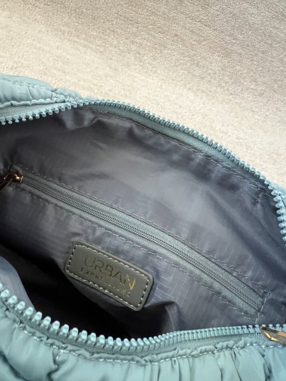 NWT Urban Expressions Blue Quilted Puffer Bag - Picture 4 of 9